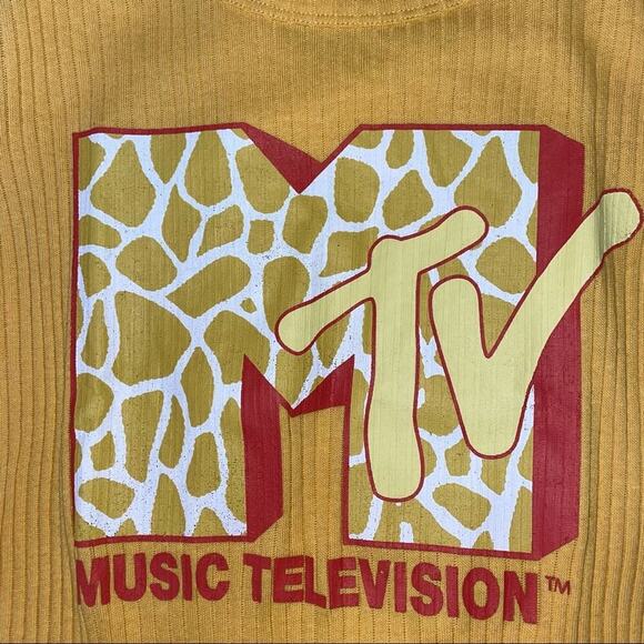 Juniors' MTV T-Shirt Giraffe Print Graphic Baby Tee LARGE, Ochre/mustard yellow - Picture 7 of 9